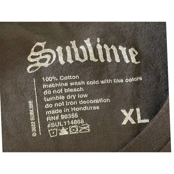 Sublime Charcoal Gray Band Concert Tee Shirt Men’s XL White Contrast Stitching - Picture 9 of 9